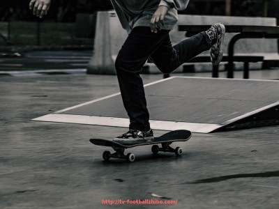 足球直播-世俱杯俱乐部主教练年龄对比及经验分析报告