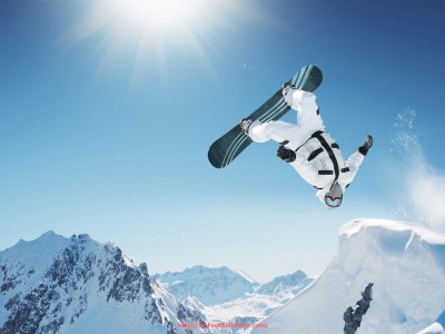 足球直播-篮球技术中“左右脚转换投篮”能力是否与防守错位匹配高度相关